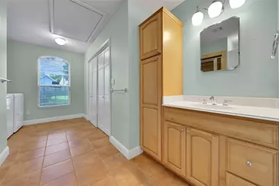 1583 Sue Barnett Drive, Houston, TX 77018 - Photo 19