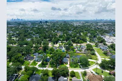 1583 Sue Barnett Drive, Houston, TX 77018 - Photo 29