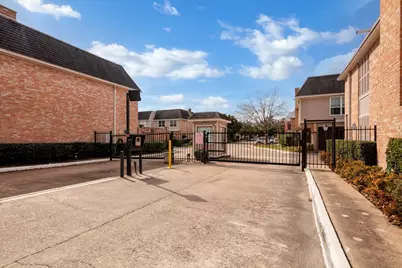 2224 S Piney Point Road #218, Houston, TX 77063 - Photo 43