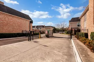 2224 S Piney Point Rd, Houston, TX 77063 - Photo 43