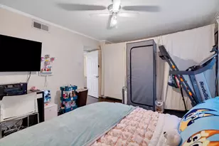 2224 S Piney Point Rd, Houston, TX 77063 - Photo 31