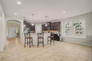 11722 Eagle Ridge Dr, Mont Belvieu, TX 77535 - Photo 5