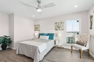 106 Quayside Dr, Tiki Island, TX 77554 - Photo 29
