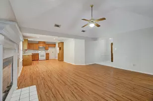 122 Bumelia St, Lake Jackson, TX 77566 - Photo 9