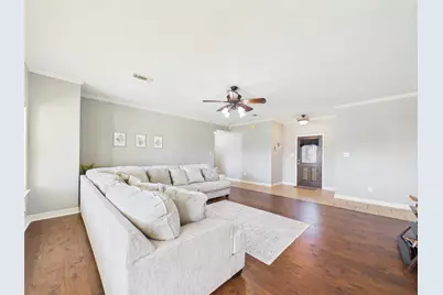 131 Eagle Nest Court, Richwood, TX 77566 - Photo 13