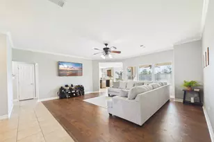 131 Eagle Nest Ct, Richwood, TX 77566 - Photo 11