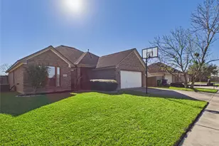 131 Eagle Nest Ct, Richwood, TX 77566 - Photo 33