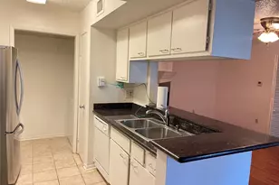 2800 Jeanetta St, Houston, TX 77063 - Photo 3