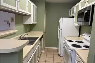 2121 Hepburn St, Houston, TX 77054 - Photo 9