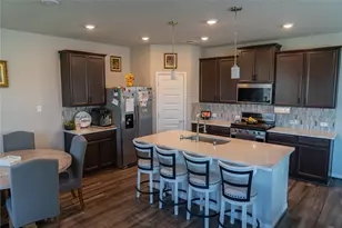 7010 Silverleaf Oak St, Conroe, TX 77304 - Photo 9