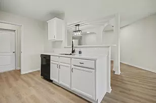 12129 Trawler Pl Pl, Texas City, TX 77568 - Photo 7