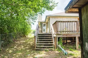 1169 Lago Vista St, San Marcos, TX 78666 - Photo 39