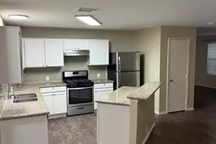 14927 Sugar Crystal Ct, Sugar Land, TX 77498 - Photo 3