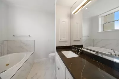 1419 Montrose Boulevard #301, Houston, TX 77019 - Photo 19