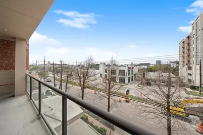 1419 Montrose Boulevard #301, Houston, TX 77019 - Photo 9