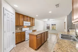 15410 Redbud Dale Ct, Cypress, TX 77429 - Photo 9