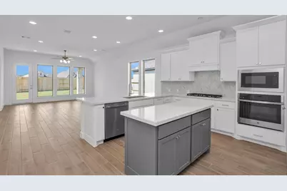 211 Sierra Stream Lane, Conroe, TX 77304 - Photo 7