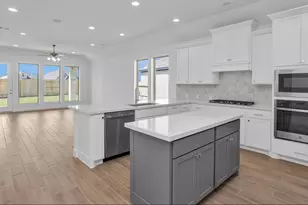 211 Sierra Strm Ln, Conroe, TX 77304 - Photo 7