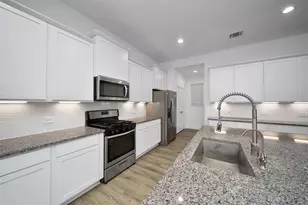 1008 Youth Water Rd, Montgomery, TX 77316 - Photo 5