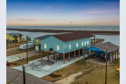 619 Private Road 675, Sargent, TX 77414 - Photo 1