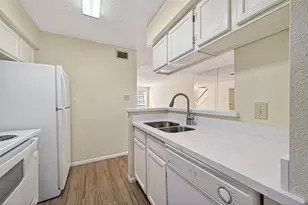 3100 Jeanetta St, Houston, TX 77063 - Photo 23