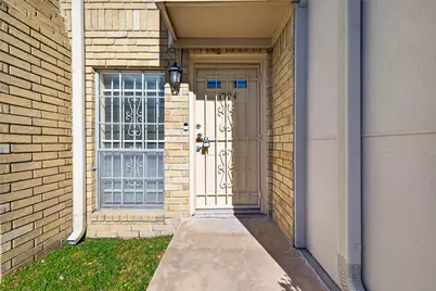 3100 Jeanetta Street #1004, Houston, TX 77063 - Photo 5