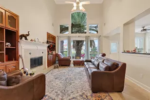 14419 Manorbier Ln, Sugar Land, TX 77498 - Photo 11