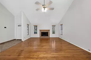 3107 Pecan Point Dr, Sugar Land, TX 77478 - Photo 7