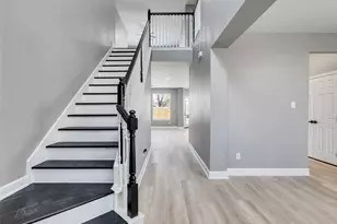 12335 Iris Hollow Way, Houston, TX 77089 - Photo 5