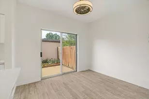 12500 Brookglade Cir, Houston, TX 77099 - Photo 11