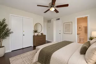 2121 Fountain View Dr, Houston, TX 77057 - Photo 3