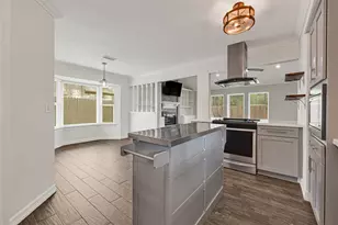 9611 Pinehurst St, Baytown, TX 77521 - Photo 15