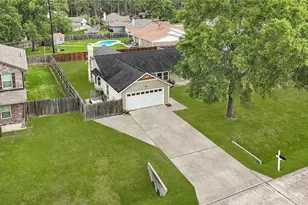 9611 Pinehurst St, Baytown, TX 77521 - Photo 37