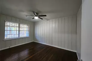 510 Gammon Dr, Houston, TX 77022 - Photo 15