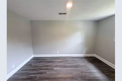 3421 Colorado Avenue, Dickinson, TX 77539 - Photo 9
