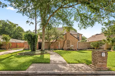 219 Big Hollow Lane, Houston, TX 77042 - Photo 45
