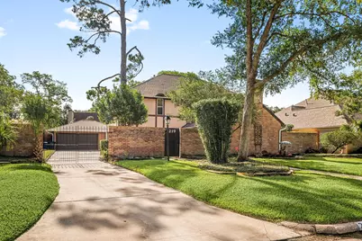 219 Big Hollow Lane, Houston, TX 77042 - Photo 47