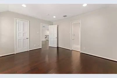 219 Big Hollow Lane, Houston, TX 77042 - Photo 35