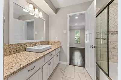 219 Big Hollow Lane, Houston, TX 77042 - Photo 31
