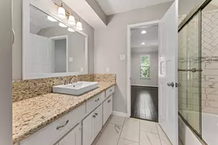 219 Big Hollow Ln, Houston, TX 77042 - Photo 31