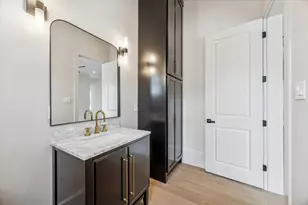 7203 Tickner St, Houston, TX 77055 - Photo 31