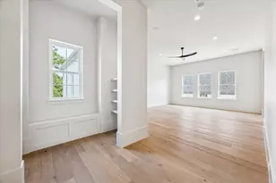 7203 Tickner St, Houston, TX 77055 - Photo 27