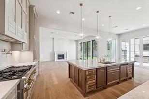 7203 Tickner St, Houston, TX 77055 - Photo 9