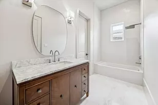 7203 Tickner St, Houston, TX 77055 - Photo 37