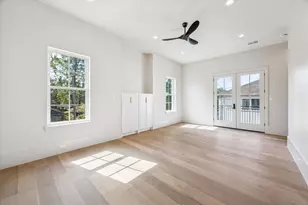 7203 Tickner St, Houston, TX 77055 - Photo 23