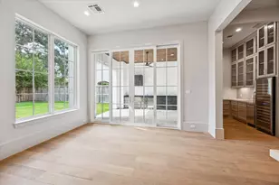 7203 Tickner St, Houston, TX 77055 - Photo 11