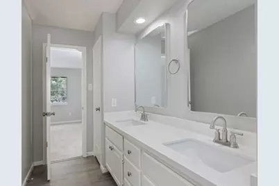 3402 Lakefield Boulevard, Sugar Land, TX 77479 - Photo 31