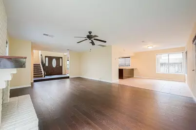 2039 Shorewood Lane, Sugar Land, TX 77479 - Photo 15