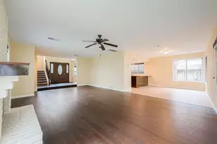 2039 Shorewood Ln, Sugar Land, TX 77479 - Photo 15