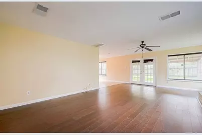 2039 Shorewood Lane, Sugar Land, TX 77479 - Photo 13